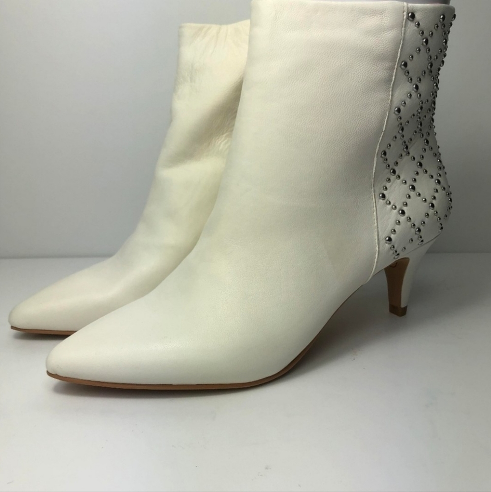 Dolce Vita Off White Leather Heeled Boots